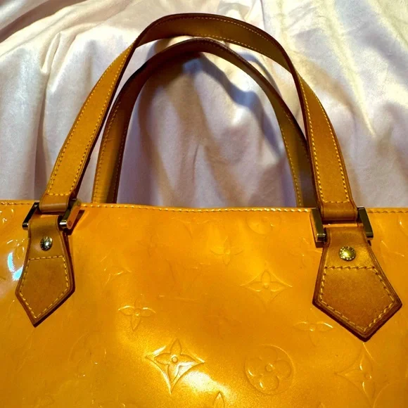 Louis Vuitton Authentic Vernis Houston Tote 1999Limited Edition Yellow &Pink COA - Picture 9 of 15